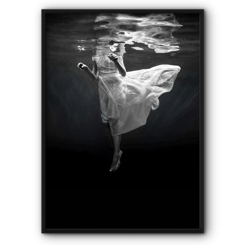 Girl Underwater No2 Canvas Print